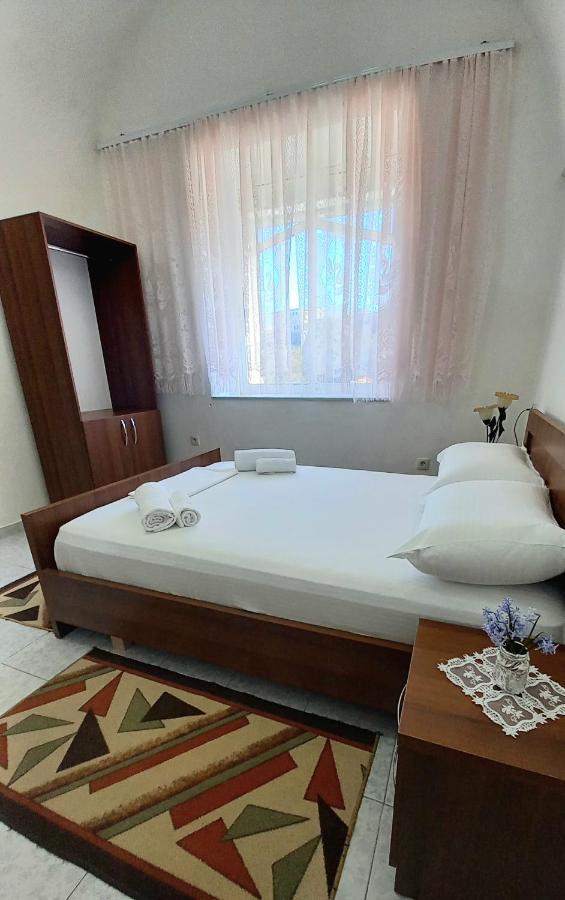 Guesthouse Celo Gjirokastër Extérieur photo