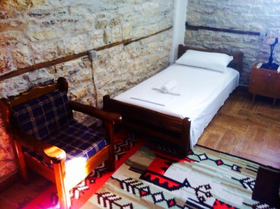 Guesthouse Celo Gjirokastër Extérieur photo