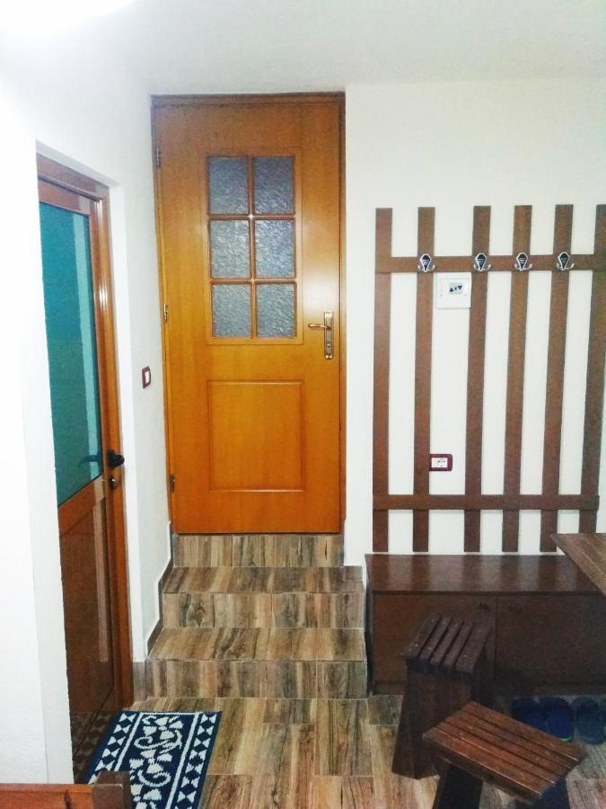 Guesthouse Celo Gjirokastër Extérieur photo